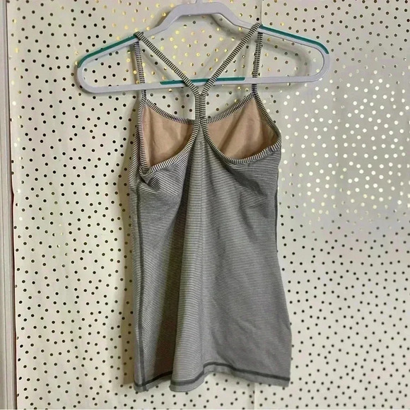 Lululemon Power Y Tank Grey - Picture 5 of 6